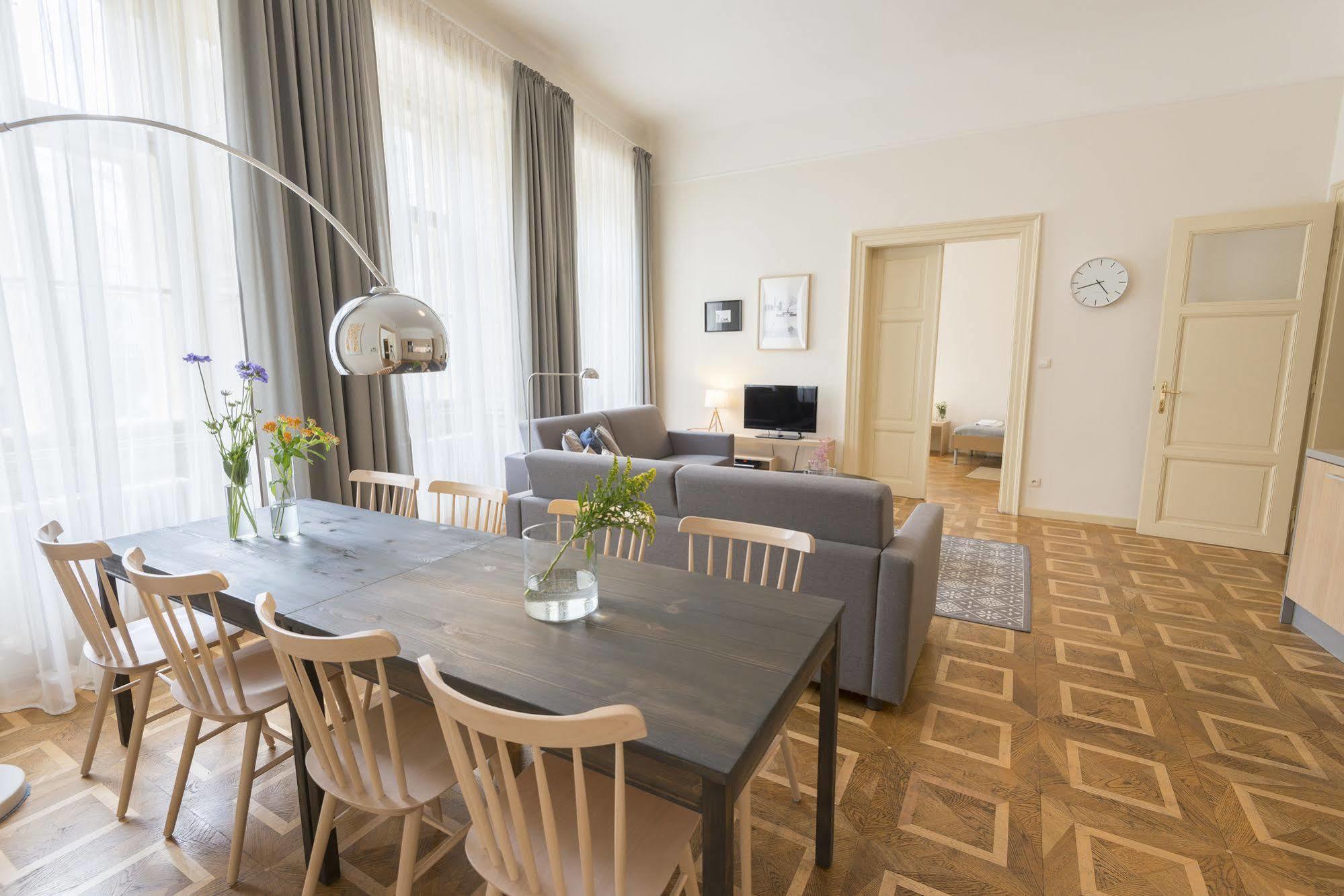 Bohemia Apartments Prague Centre Ngoại thất bức ảnh