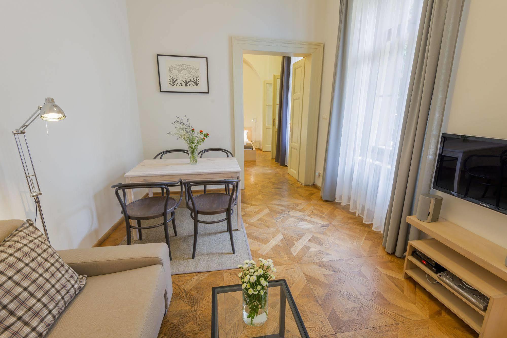 Bohemia Apartments Prague Centre Ngoại thất bức ảnh