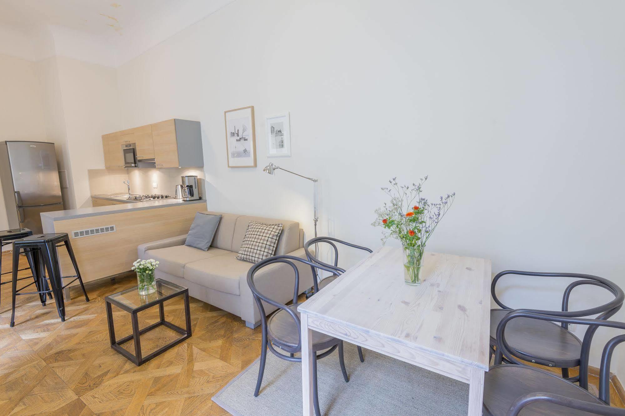 Bohemia Apartments Prague Centre Ngoại thất bức ảnh